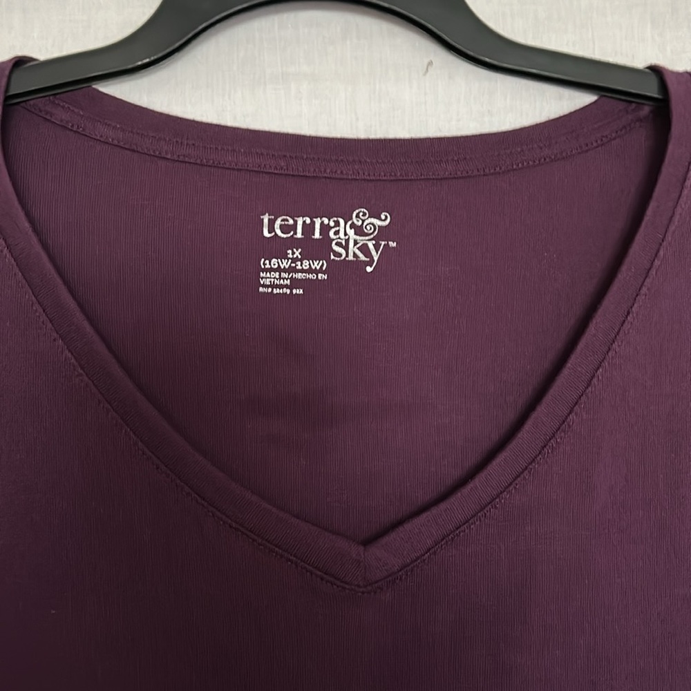 Long sleeve V-neck super soft jersey top - Picture 7 of 7